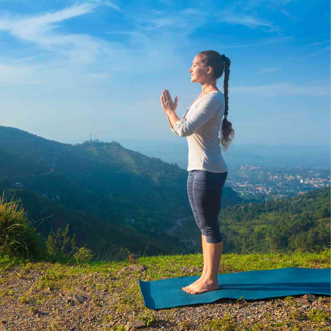 5 Best Yoga Poses to Make You Look Taller - Lifegram